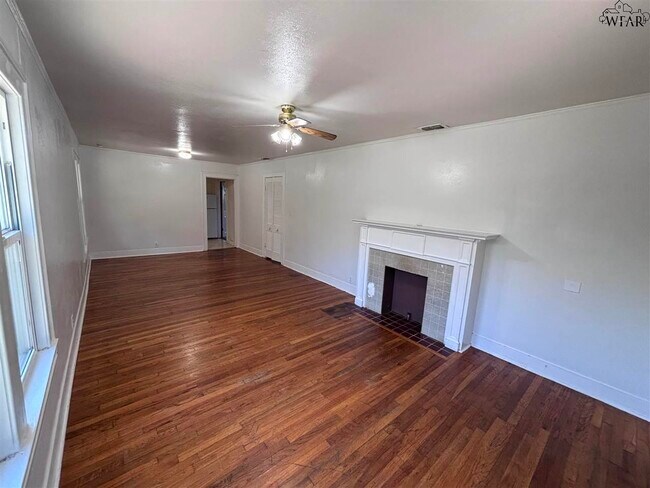 Foto del edificio - 1811 Grant St