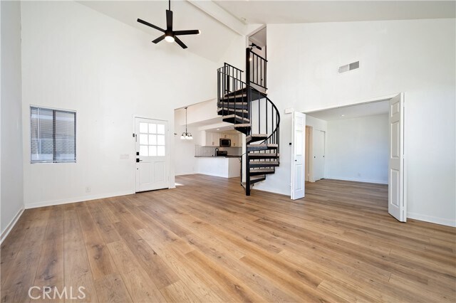 Foto del edificio - 25 Clover Ln