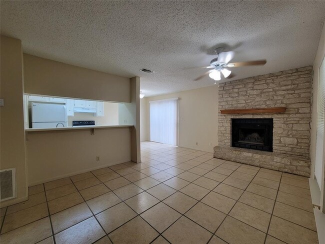 Building Photo - 2804 Bull Run