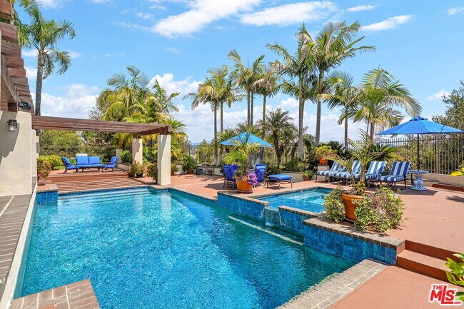 Foto del edificio - 2528 Angelo Dr