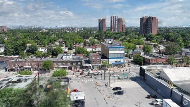  - 2938 Danforth Ave