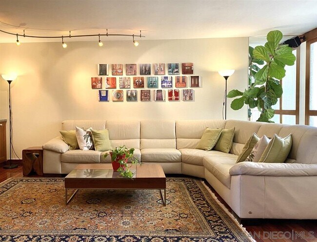 Foto del edificio - 7811 Eads Ave