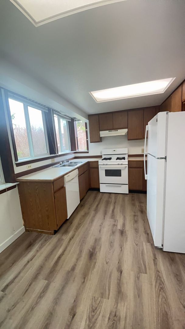 Building Photo - 2924/2926 Moore St