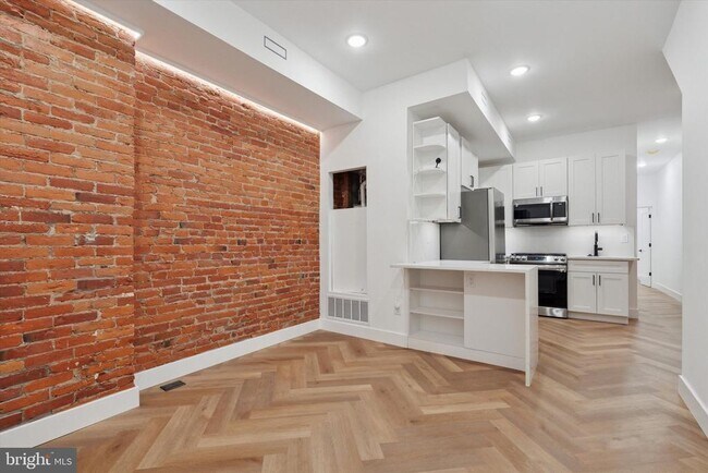 Foto del edificio - 1438 Tasker St