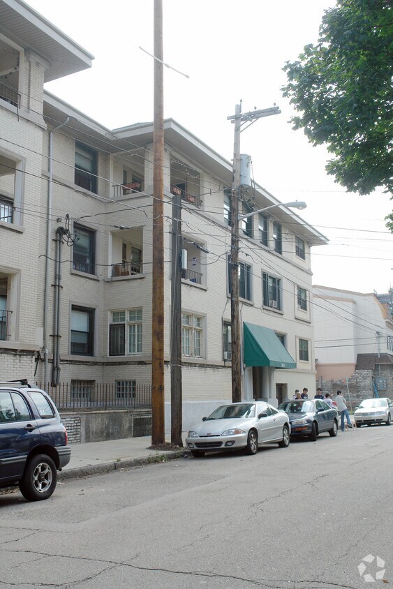 Building Photo - 631 Maryland Ave