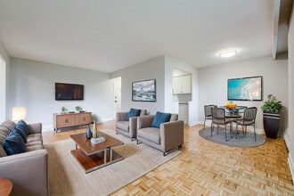 Building Photo - Lakewood Apartments II