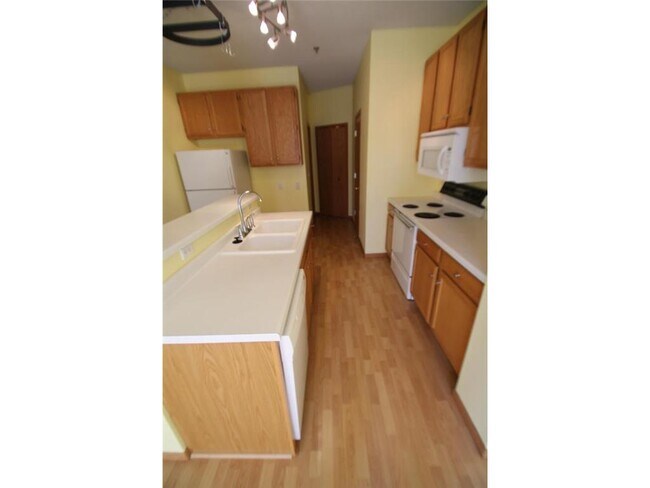 Building Photo - 8458 Kimball Dr