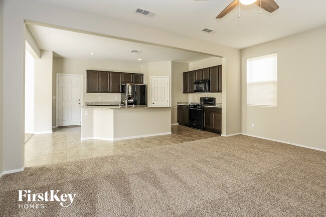 Building Photo - 4056 Little Bay Ave