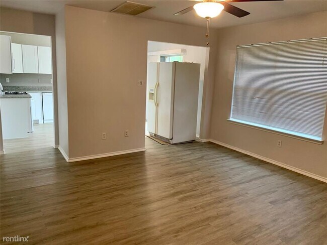 Foto del edificio - 3 br, 2.5 bath House - 1103 Wilson Dr