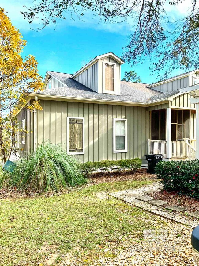 Foto del edificio - 32700 Steelwood Ridge Rd