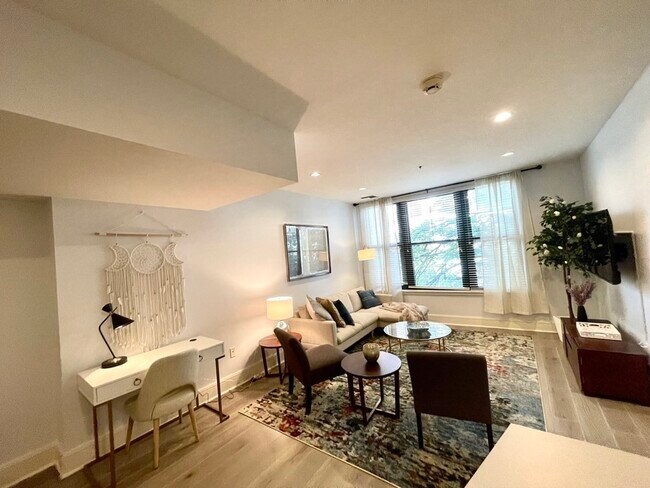 Foto del edificio - 1387 Washington St