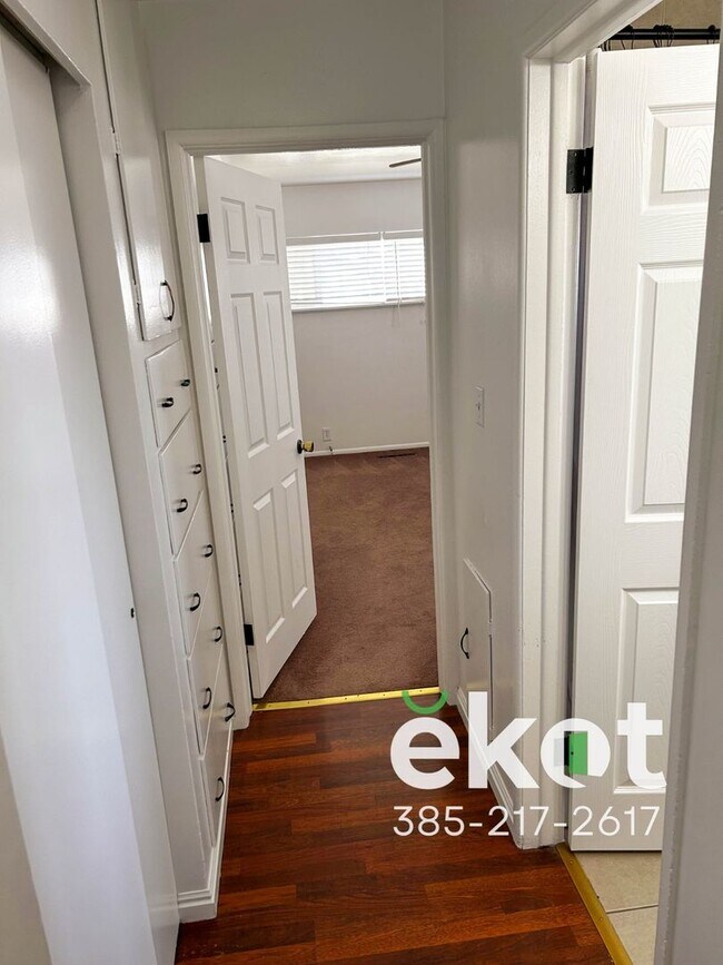 Building Photo - Jacobsen-Bluffdale