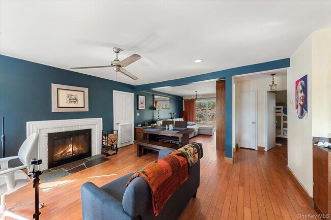 Foto del edificio - 10 Taft Ln