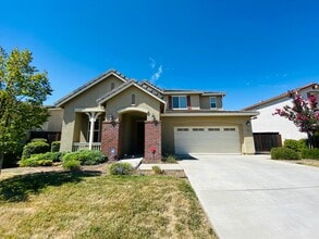 Building Photo - 9900 Winkle Cir