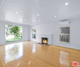 Building Photo - 1119 S Crescent Heights Blvd