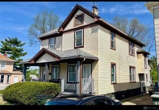 Building Photo - 201-203 Pleasant Ave