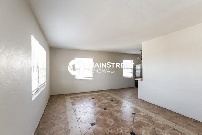Photo - 3 Bedroom Pet-Friendly Home in Phoenix, AZ with Main Street Renewal