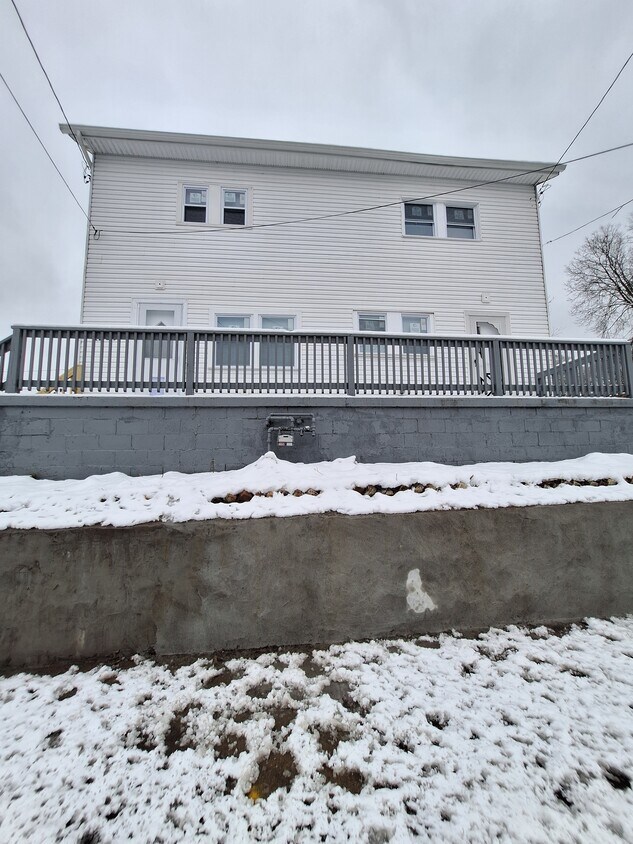 Primary Photo - 1221 Walnut St