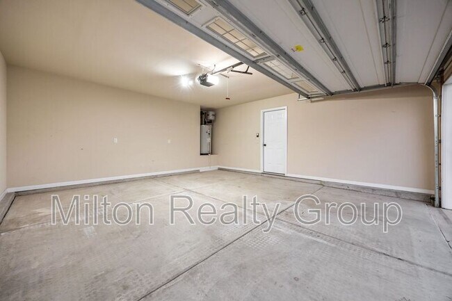 Foto del edificio - 111 Angel Oak Dr