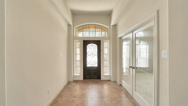 Foto del edificio - 5903 Falling Briar Lane
