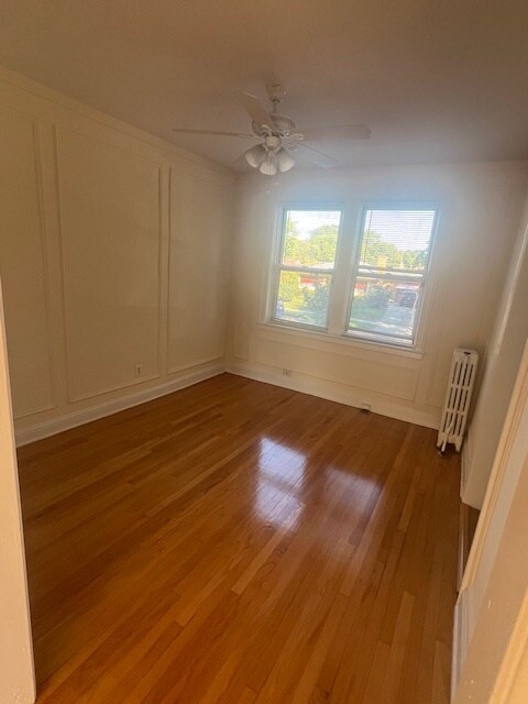 Comedor adjunto a la sala de estar y la cocina. - 4604 Grove St