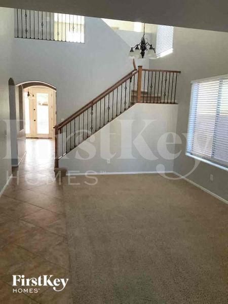 Foto del edificio - 18021 W Sunnyslope Ln