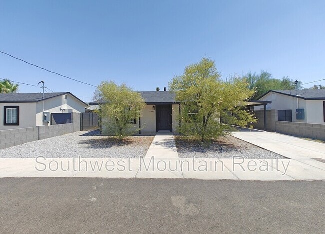 Photo - 7405 N 62nd Ave House