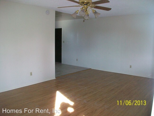 Building Photo - 3 br, 1 bath House - 1896 W. Morton Ave