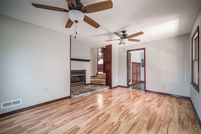 Foto del edificio - 3009 6th Ave SW