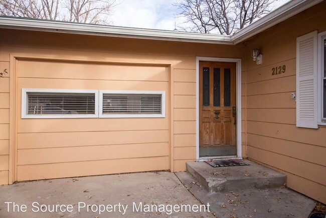 Building Photo - 3 br, 2 bath House - 2129 Clearview Ave