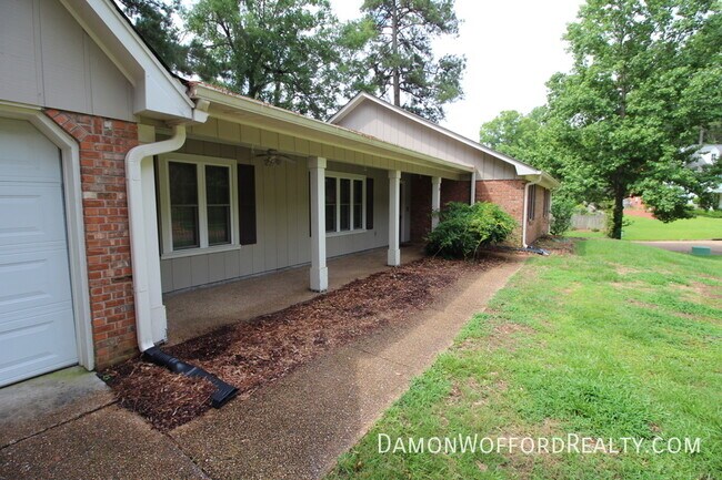 Foto del edificio - 855 Rushton Cir