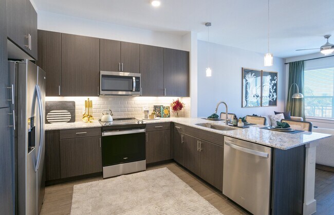 Building Photo - 5088 Ross Ave