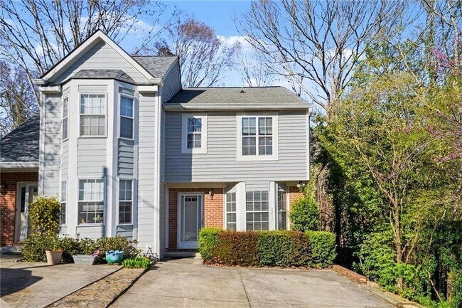Foto del edificio - 5200 Laurel Bridge Dr SE