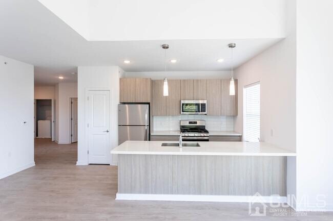 Building Photo - 25 Pennsylvania Ave