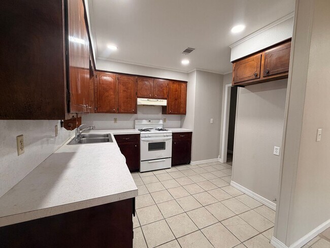 Foto del edificio - 801 Sequoyah Way