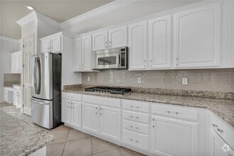Building Photo - 37 Stonemark Dr