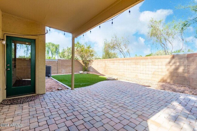 Building Photo - 17448 W Mauna Loa Ln