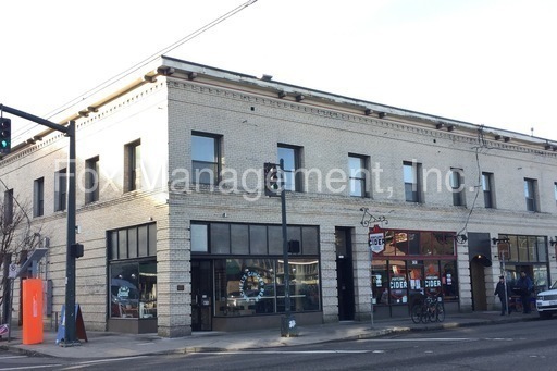 Primary Photo - 3640 SE Hawthorne Blvd