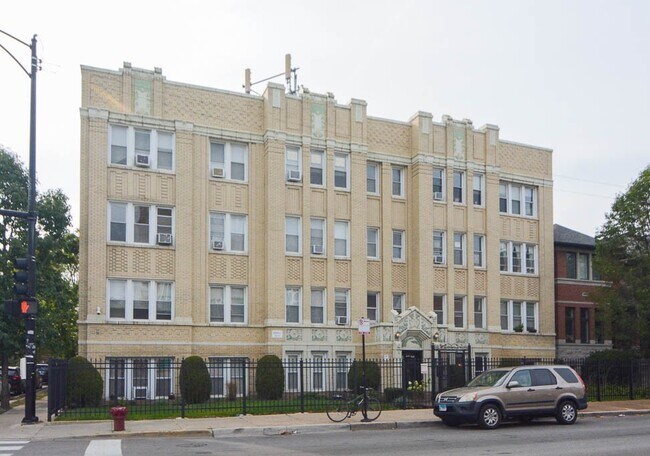 Building Photo - 2600 N Kimball Ave