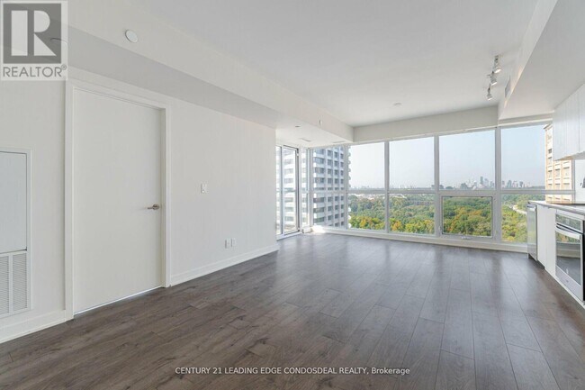 Building Photo - 2 Sonic Way