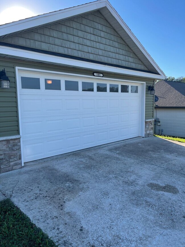 Foto del edificio - May 5th