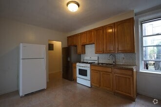 Building Photo - 573 Ave E