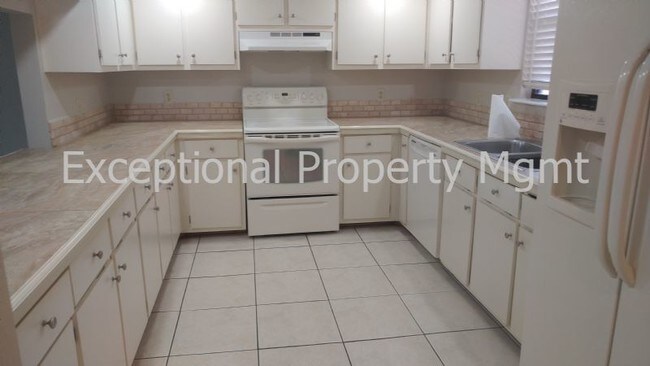 Foto del edificio - 4817 SW 8th Pl