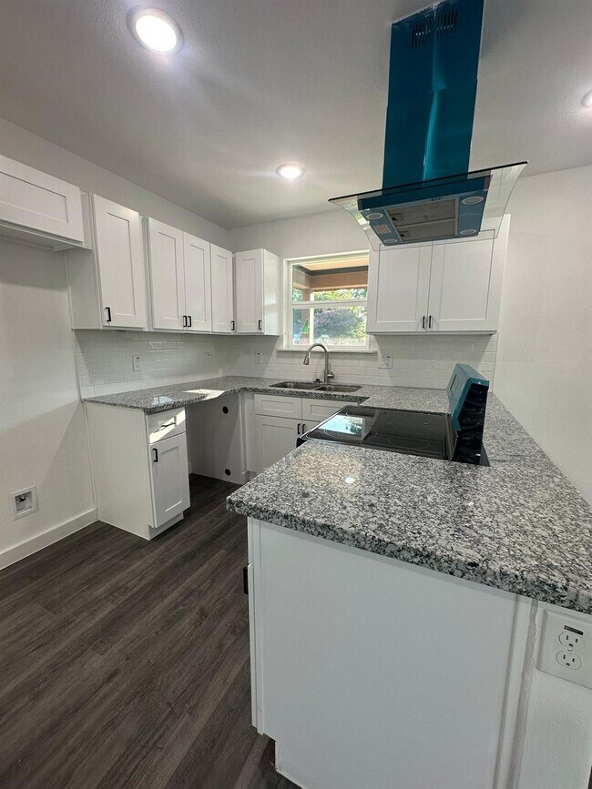 Foto del edificio - 7611 Shotwell St