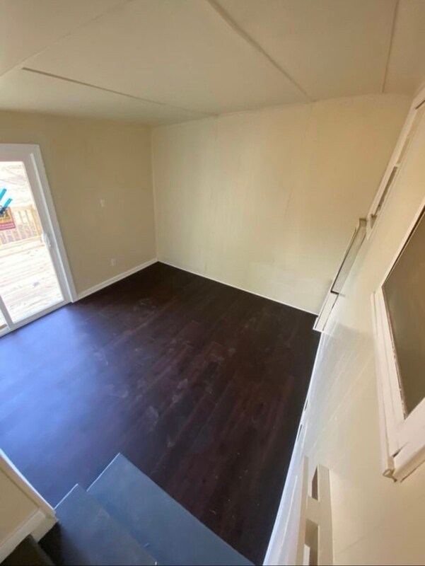 Building Photo - 708 Rural Dr