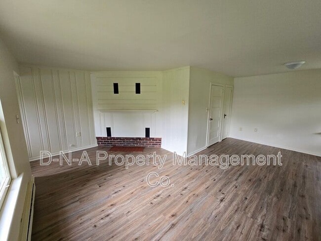 Foto del edificio - 429 Zinc Ln