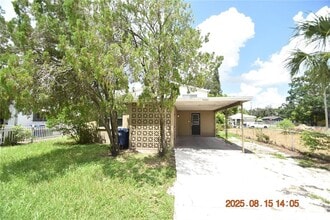 Building Photo - 3008 E 27th Ave