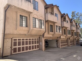 Building Photo - 2307 N Cahuenga Blvd