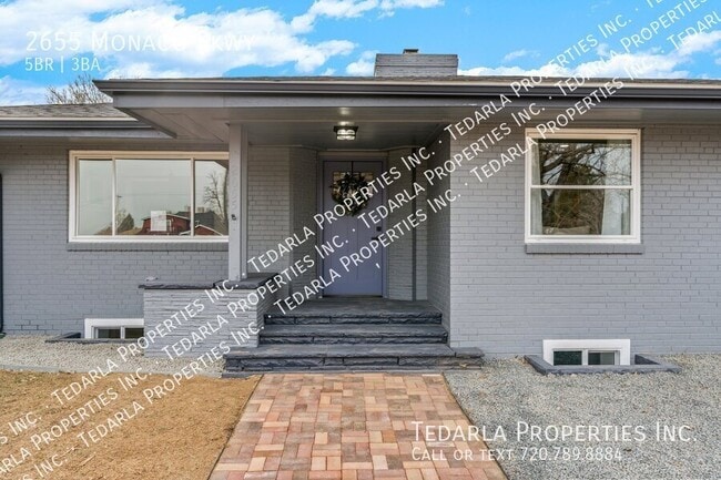 Building Photo - 2655 Monaco St Pkwy
