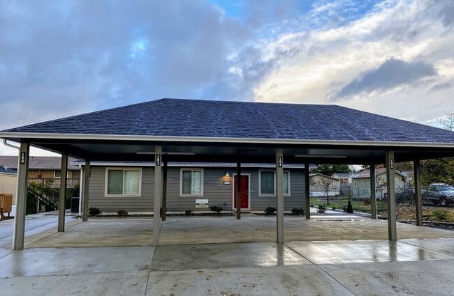 Building Photo - 2 br, 2 bath House - 184 Club Ave